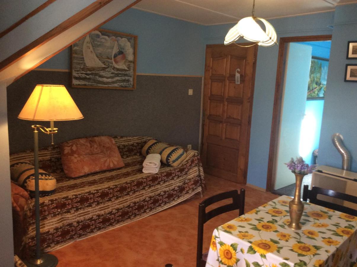 Ilona Kis Kastely Panzio Hotel Keszthely Luaran gambar
