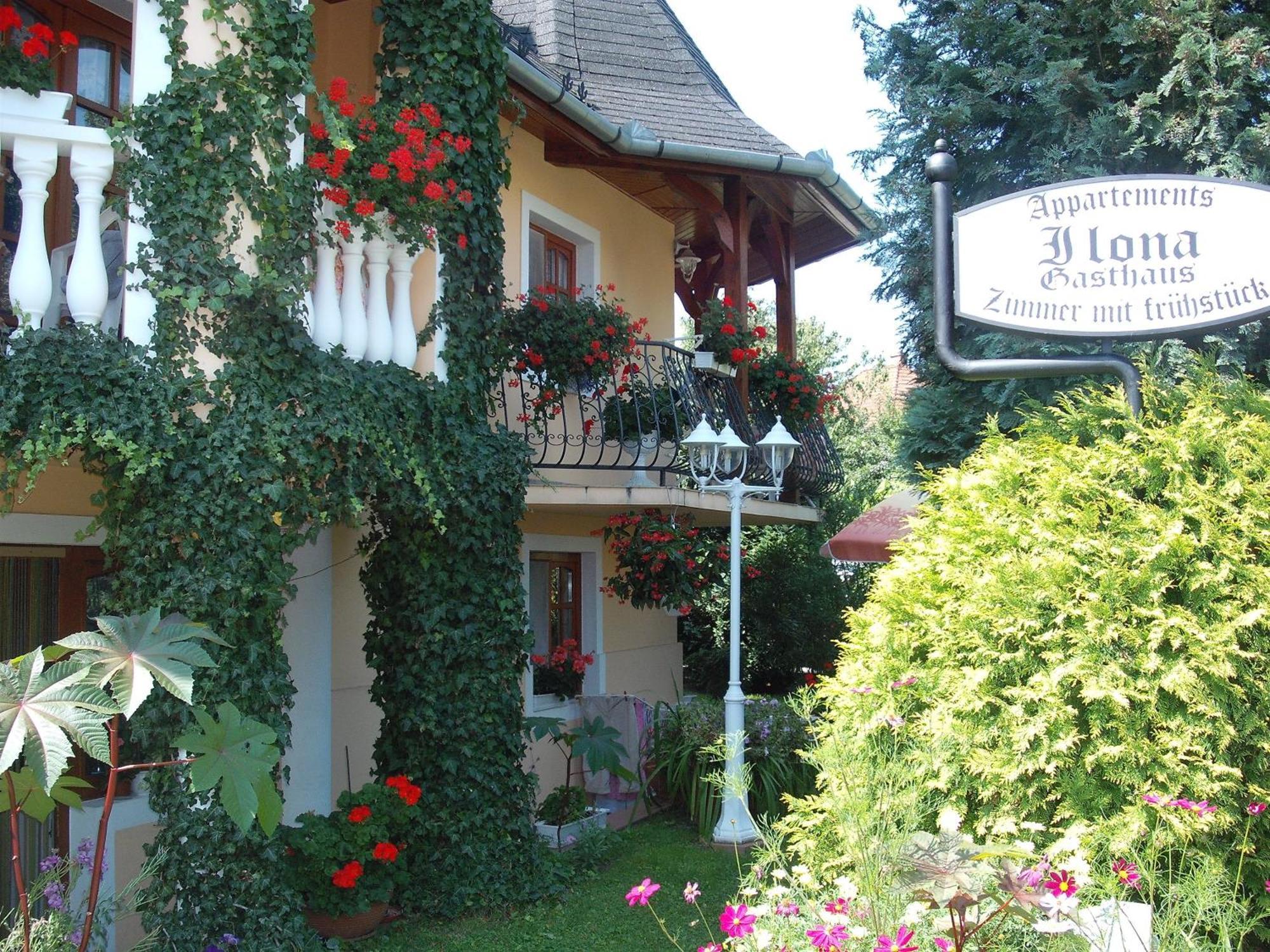 Ilona Kis Kastely Panzio Hotel Keszthely Luaran gambar
