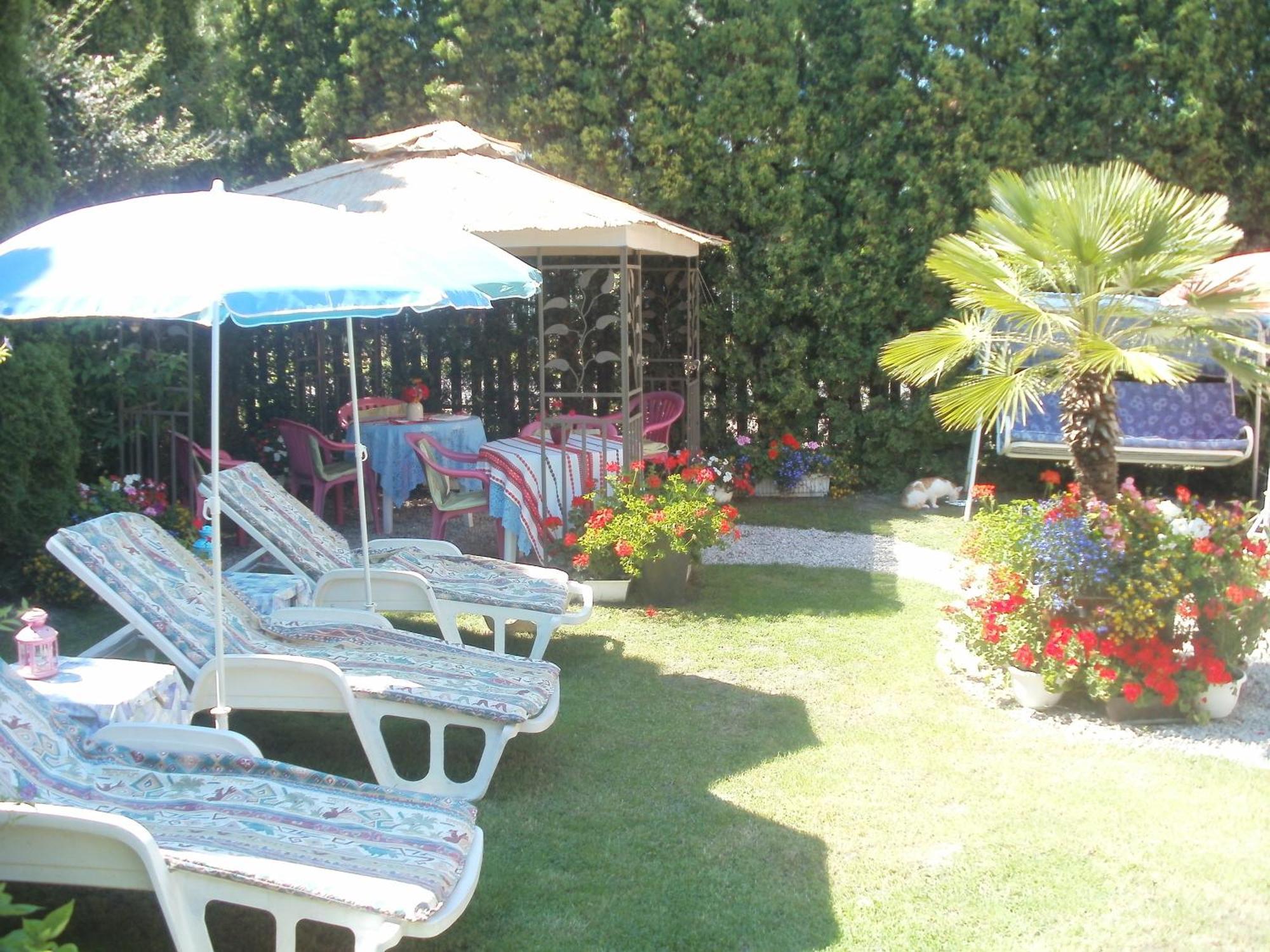Ilona Kis Kastely Panzio Hotel Keszthely Luaran gambar